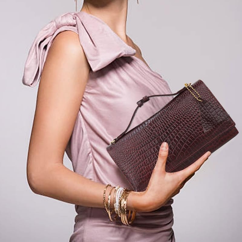 Stylish Clutch Wallet in Croco Finish Leather